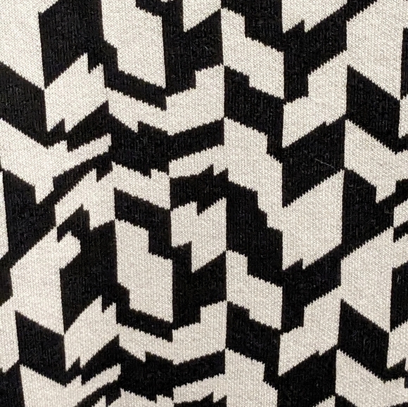 Future Collective Skirt Womens Plus 1X High Rise Slit Pencil Knit Stretch Midi - Picture 4 of 6